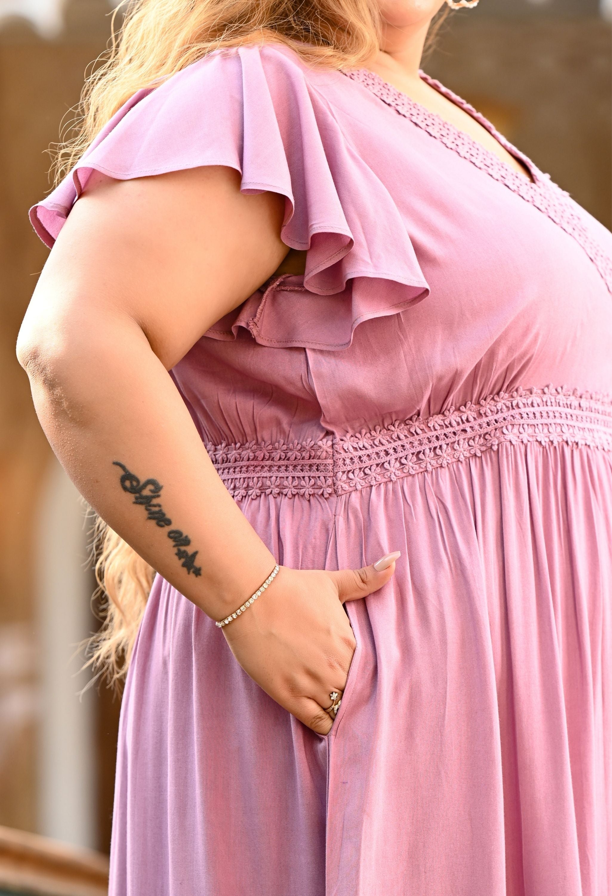 Plus Size Delicate Mauve Lace Frill Midi Dress
