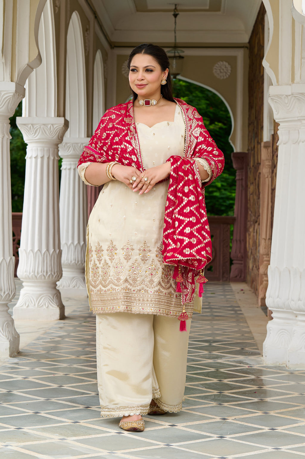 Plus Size Exclusive Regal Ivory Embroidered Kurta Set with Contrast Dupatta