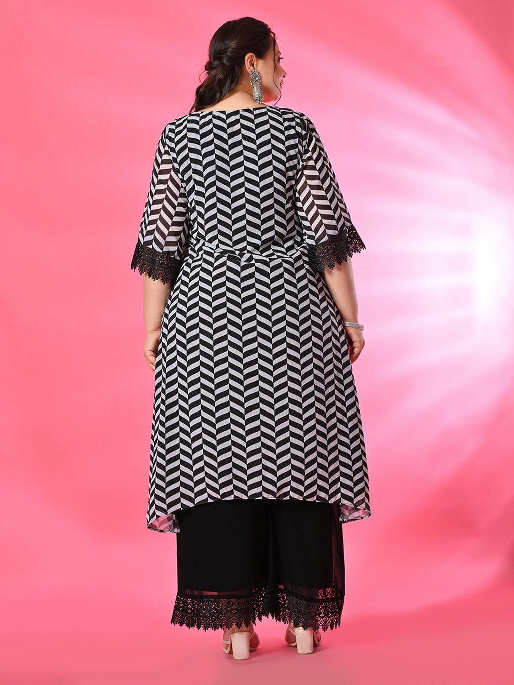 Plus Size Black Geometric Georgette Kurta Palazzo Set